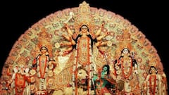 Durga Puja 2025 — The Powerful Symbolism Of Maa Durga’s Lion And Weapons