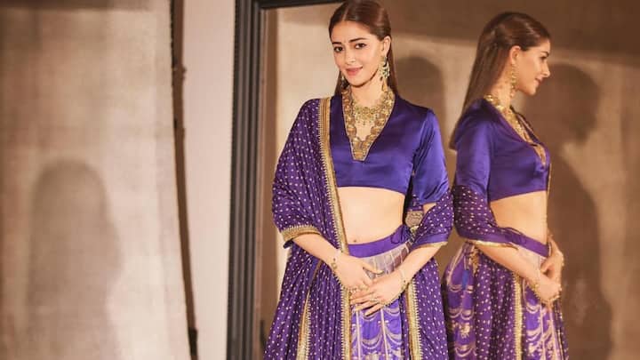 Day 7 – Royal Blue: In this royal blue lehenga choli, Ananya redefines festive glam. The golden embroidery and chic V-neck blouse create a luxurious yet simple look that’s perfect for a spirited Navratri evening. (Image Source: Instagram/ ananyapanday)