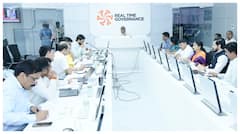 కాకినాడ పోర్టులో 17,293 మెట్రిక్ టన్నుల యూరియా - చంద్రబాబు కీలక ఆదేశాలు- దర్నాకు సిద్ధమైన వైసీపీ 