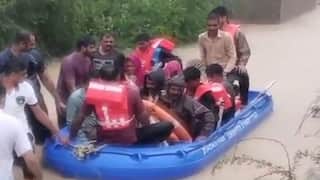 Patan Rain: સાંતલપુરમાં ભારે વરસાદથી ઠેર-ઠેર ભરાયા પાણી, 100થી વધુ લોકોનું કરાયું રેસ્ક્યૂ