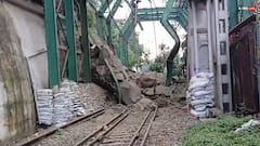 उत्तराखंड : हरिद्वार में मनसा देवी पहाड़ियों से भूस्खलन, हरिद्वार-देहरादून-ऋषिकेश रेल मार्ग बाधित