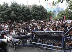 ਨੇਪਾਲ ਦੀ ਸੰਸਦ 'ਚ ਵੜੇ Gen-Z ਪ੍ਰਦਰਸ਼ਨਕਾਰੀ, ਪੁਲਿਸ ਨੇ ਚਲਾਈਆਂ ਗੋਲੀਆਂ, ਸੋਸ਼ਲ ਮੀਡੀਆ ਬੈਨ ਕਰਨ ਖ਼ਿਲਾਫ਼ ਜ਼ਬਰਦਸਤ ਹੰਗਾਮਾ