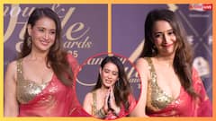 25 साल बाद इतनी बदल गई हैं 'मोहब्बतें' एक्ट्रेस, लाल साड़ी में देख पहचानना हुआ मुश्किल