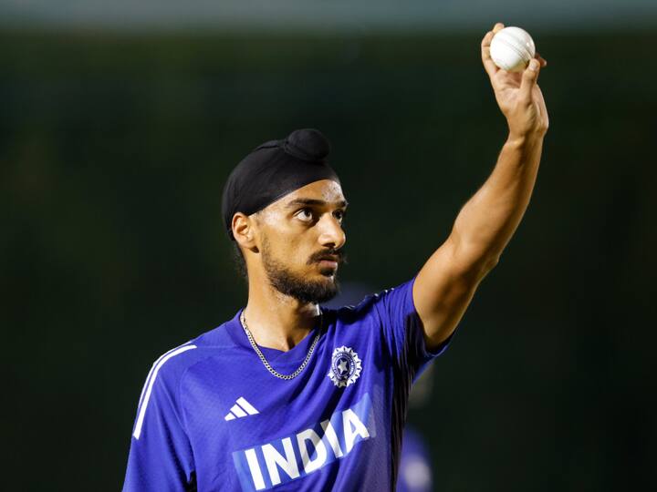 भारत का एशिया कप 2025 स्क्वाड:  सूर्यकुमार यादव (कप्तान), शुभमन गिल (उपकप्तान), अभिषेक शर्मा, तिलक वर्मा, हार्दिक पंड्या, शिवम दुबे, जितेश शर्मा, अक्षर पटेल, जसप्रीत बुमराह, वरुण चक्रवर्ती, अर्शदीप सिंह, कुलदीप यादव, संजू सैमसन, हर्षित राणा, रिंकू सिंह.