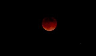 Blood Moon 2025: India Witnesses Rare Blood Moon During Total Lunar Eclipse — IN PICS