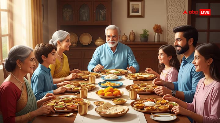 It is also considered auspicious to face the north direction while eating. According to Skanda Purana and Vastu Shastra, the north direction is of Kubera, who is the god of wealth and prosperity. Eating in this direction keeps happiness, peace and prosperity in the family.
