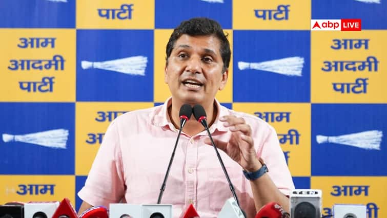 <div>Yamuna Row: AAP Claims BJP Diverted Water To 'Lie' On River's Cleanliness As Sachdeva Says Quality 'Close To Normal'</div>