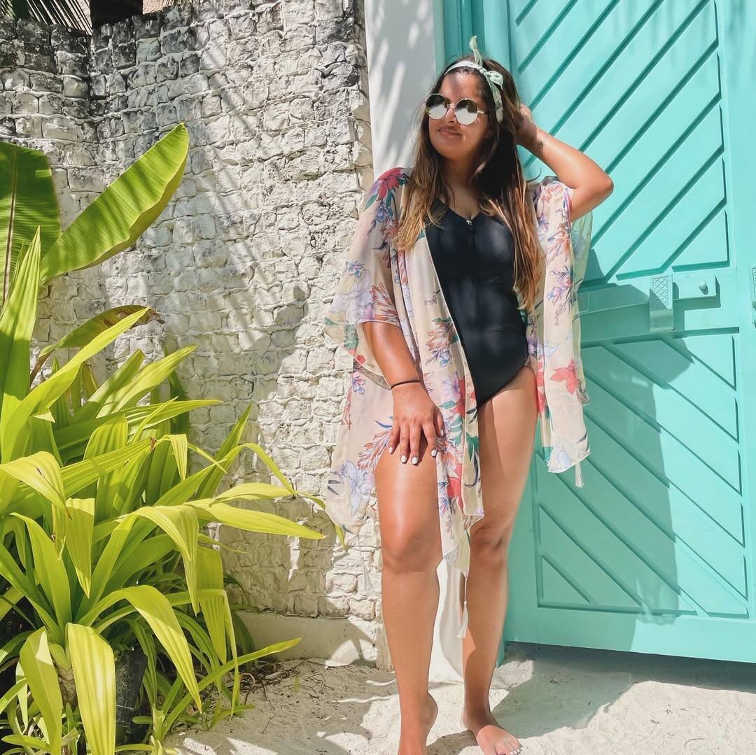 Recently, Farah Khan showed Rakesh Roshan's house in his Vlog. In that house, the director had also shown a brilliant room of his granddaughter Sunarika.