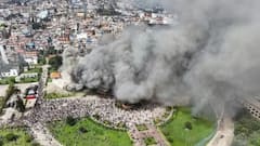 आक्रमक झालेल्या युवकांनी नेपाळची संसद पेटवली, न्यायालयातही जाळपोळ; पाहा फोटो!