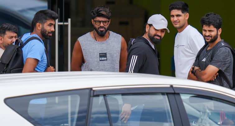 Rohit Sharma’s Late-Night Hospital Visit Sparks Concern - Watch