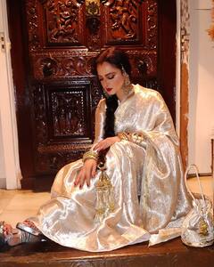 'उमराव जान' बन रेखा ने फिर लूटा दिल, 70 साल की उम्र में सिल्क की साड़ी में ढाया कहर