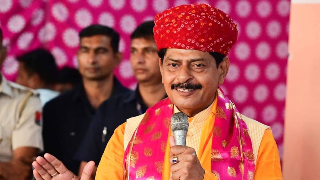 'मूल धर्म में लौट आओ', जब राजस्थान विधानसभा में बीजेपी MLA ने दी 2 मुस्लिम विधायकों को मजहब बदलने की सलाह! Rajasthan Anti conversion bill passed BJP MLA Gopal Sharma advised Muslim MLA Rafeek Khan Amin Kagzi to change religion ann 'मूल धर्म में लौट आओ', जब राजस्थान विधानसभा में बीजेपी MLA ने दी 2 मुस्लिम विधायकों को मजहब बदलने की सलाह!