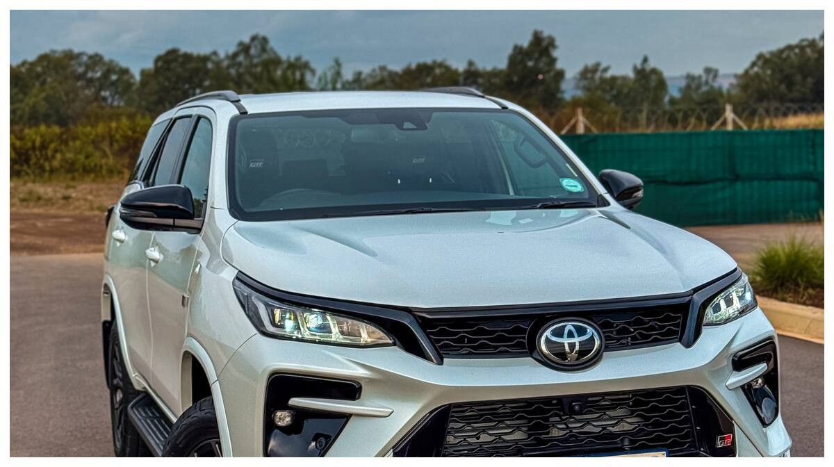 Toyota Fortuner 2026: அப்க்ரேடட் ராஜாவாக வரும் டொயோட்டா ஃபார்ட்சுனர் - உள்ளே, வெளியே - குவியும் மாற்றங்கள்