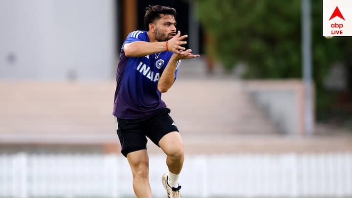 রিঙ্কু সিংহ ও শিবম দুবের মধ্য়ে পাল্লা ভারী রিঙ্কুরই। আমিরশাহির স্পিনিং ট্র্যাকের কথা মাথায় রেখে ও ব্যাট ও ফিল্ডিংয়ে তুখোড় রিঙ্কু। তাঁকে খেলানো হতেই পারে।