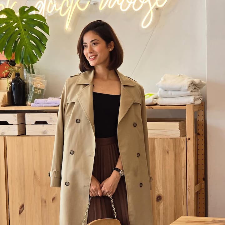 श्रृंखला की इंस्टाग्राम पर काफी अच्छी फैन फॉलोइंग है. यही वजह है कि उनकी तस्वीरें इंटरनेट पर आते ही छा जाती हैं.