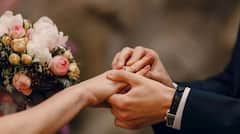 Cricketer Engagement: ਸਟਾਰ ਖਿਡਾਰੀ ਨੇ ਸਾਰਾ ਨੂੰ ਇਸ ਅੰਦਾਜ਼ 'ਚ ਕੀਤਾ ਪ੍ਰਪੋਜ਼, ਇੰਟਰਨੈੱਟ 'ਤੇ ਵਾਇਰਲ ਹੋਈਆਂ ਰੋਮਾਂਟਿਕ ਤਸਵੀਰਾਂ...