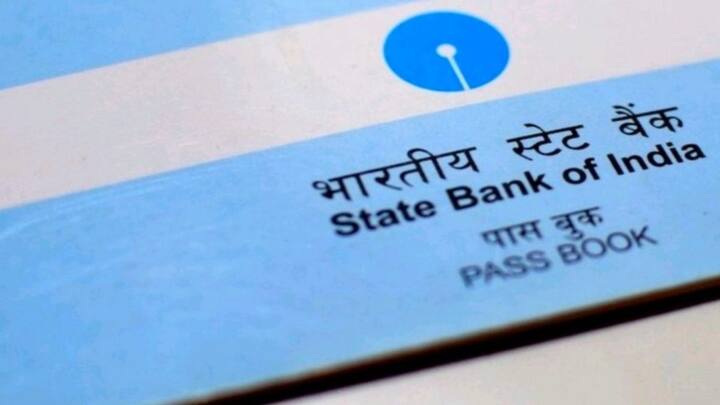 अकाउंट से जुड़ी जानकारी बैंक में ले जाना सही होता है. पासबुक या बैंक स्टेटमेंट में ट्रांजेक्शन रिकॉर्ड्स होने से बैंक कर्मी जल्दी काम कर पाते हैं. नए लेन-देन की जानकारी चेक करने में यह काम आती है. इसके बिना कई बार जानकारी अपडेट करने या समस्या हल करने में देरी हो सकती है.