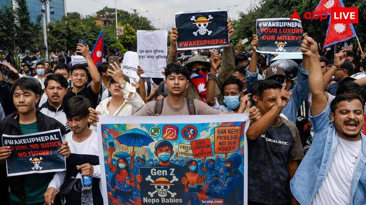 लामिछाने दो शब्दों से मिलकर बना है, जिसमें पहला लामी है. इसका अर्थ कोई लंबा भौगोलिक क्षेत्र या भूमि का फैलाव होता है और दूसरा छाने है, इसका मतलब किसी विशेष स्थान से संबंध रखने वाला या वहां से आया हुआ.