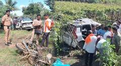सांगलीच्या तासगावजळ कार-दुचाकीचा भीषण अपघात, एकाच कुटुंबातील तिघे ठार, चार जखमी