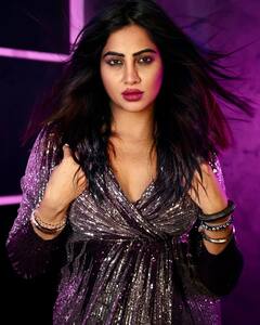 'बिग बॉस' की इस एक्स कंटेस्टेंट पर बनाया गया लिपकिस करने का प्रेशर, छलका दर्द