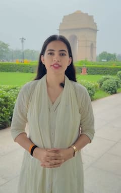 मॉडल से कम नहीं DU की ये छात्र नेता! NSUI ने DUSU में बनाया उम्मीदवार, देखें तस्वीरें