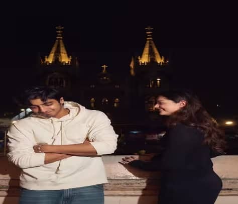 'સૈયારા'નું દિગ્દર્શન મોહિત સુરી દ્વારા કરવામાં આવ્યું છે.આ ફિલ્મ યશ રાજ ફિલ્મ્સના બેનર હેઠળ બનાવવામાં આવી છે.