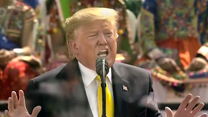 एक अनुमान के मुताबिक अगर सुप्रीम कोर्ट ट्रंप द्वारा लगाए टैरिफ को अवैध करार देता है तो अमेरिका को 750 अरब डॉलर से 1 ट्रिलियन डॉलर तक रिफंड करना होगा, जो अमेरिका के लिए सही नहीं होगा.