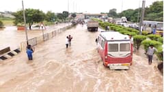 Solapur Rain: पावसाचा हाहाकार; सोलापूर-धुळे राष्ट्रीय महामार्ग पाण्याखाली, एका बाजूने वाहतूक सुरु, पाहा फोटो
