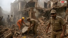 झारखंड: धनबाद में बड़ा हादसा, मकान ढहने से 3 मौत, बारिश से बचने के लिए घर में छुपे थे लोग