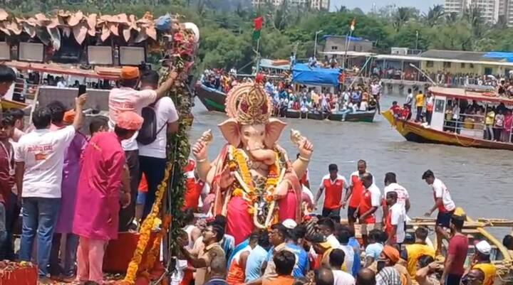 काल संकष्टीच्या मुहूर्तावर संध्याकाळी सहा वाजता अंधेरीचा राजा विसर्जनासाठी झाला होता मार्गस्थ