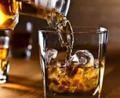 Travel Tips: दुबई पहुंच गए हैं...तो भूलकर भी न करें ये गलतियां, वरना खानी पड़ेगी जेल की हवा