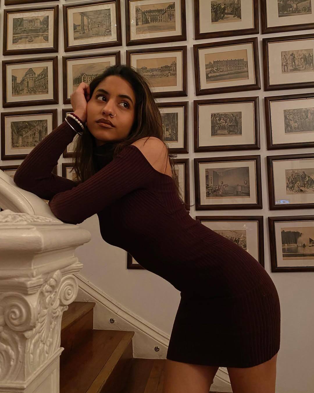 Looking at the pictures, it would not be wrong to say that they are more beautiful and glamorous than Suhana.