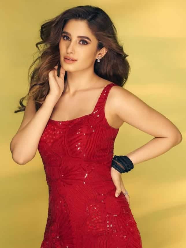 Rasha Thadani - Actress Raveena Tandon and producer Anil Tandani's daughter Rasha entered Bollywood with the 2025 period action film 'Azad', where she acted with Ajay Devgan's nephew. The entry of Rasha is one of the most popular debut of this generation.