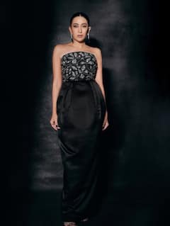 51 की उम्र में भी चौदहवीं का चांद लगती हैं करिश्मा कपूर, एक्ट्रेस की इन 10 तस्वीरों पर अटक ना जाए दिल तो कहना