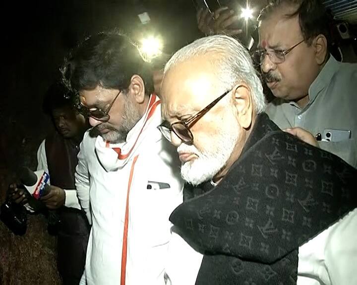 या पार्श्वभूमीवर ओबीसी नेते छगन भुजबळ आणि धनंजय मुंडे यांनी शुक्रवारी लातूरच्या वांगदरी जाऊन भरत कराड यांच्या कुटुंबीयांचे सांत्वन केले.