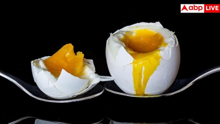 How To Cook Eggs Safely: भूलकर भी ऐसे मत पका लेना अंडा, खुद को कैंसर का शिकार बना लेंगे आप