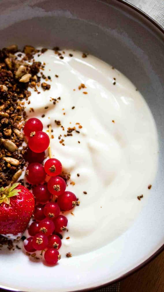 वजन कमी करण्यासाठी दही कोणत्या वेळी खावे?