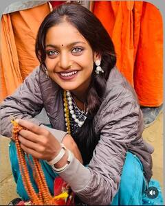 महाकुंभ गर्ल मोनालिसा का ट्रांसफॉर्मेशन देख रश्क कर रहे फैंस, 10 तस्वीरें देख आप भी कहेंगे- 'क्या किस्मत है'