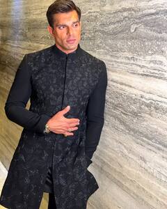 करण सिंह ग्रोवर की एक्स वाइफ की 10 तस्वीरें, खूबसूरती में तीसरी बीवी को देती है टक्कर