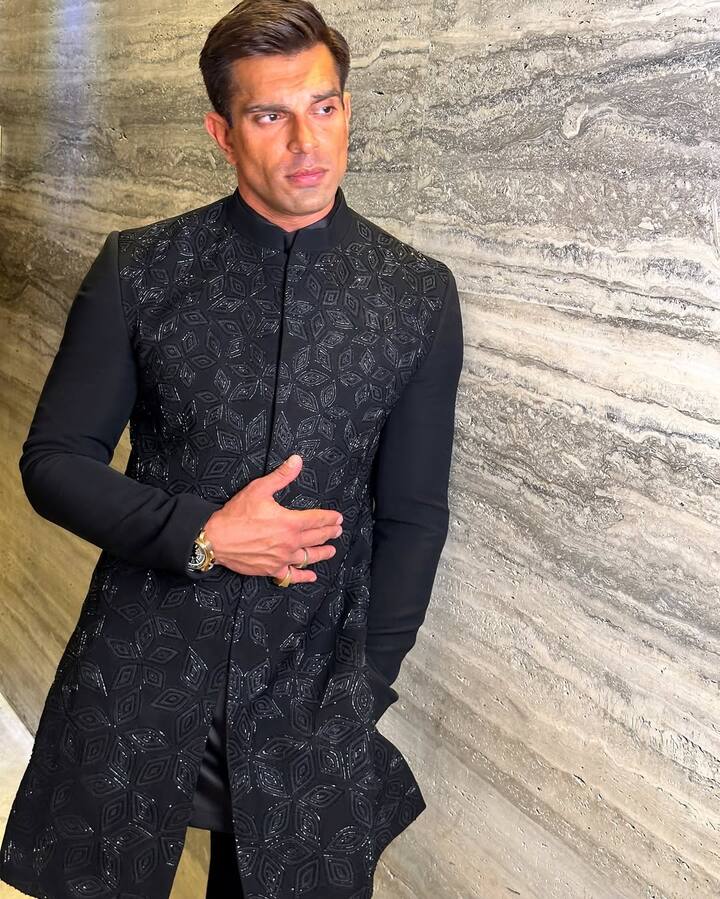 करण सिंह ग्रोवर ने टीवी सीरियल्स के साथ फिल्मों में भी काम किया है. उन्हें असली पहचान टीवी शो दिल मिल गए से मिली थी.