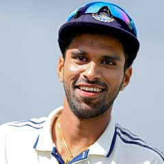 Asia Cup 2025 Team India:  भारताचा 'हा' खेळाडू इंग्लिश काउंटी टीम हॅम्पशायरकडून खेळणार? जाणून घ्या...