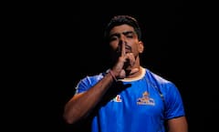 Pawan Sehrawat : தமிழ் தலைவாஸ் கேப்டன் பவன் ஷெராவத் நீக்கம்! அதிர்ச்சியில் ரசிகர்கள்.. அணி நிர்வாகம் சொன்னது என்ன?