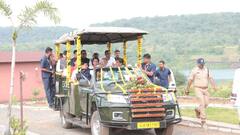 CM मोहन यादव ने गांधी सागर के प्राकृतिक सौंदर्य का लिया आनंद, चंबल नदी में बोटिंग