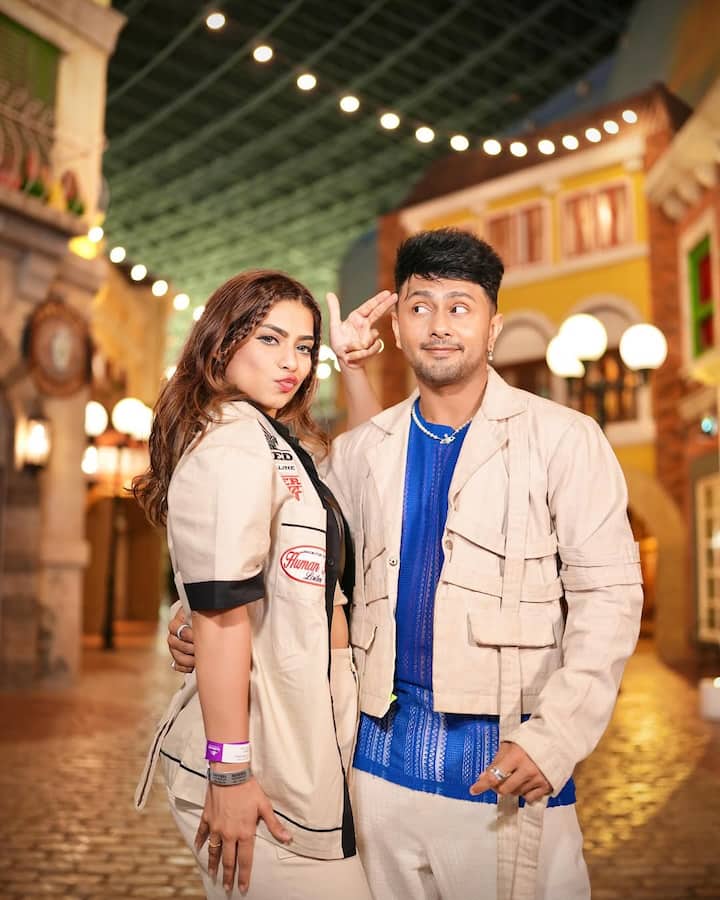 सुभी का कहना है कि शुरुआत में उन्हें शक हुआ कि आवेज़ किसी और को डेट कर रहे हैं. जब उन्होंने इस बारे में पूछा तो आवेज़ ने कहा कि सोशल मीडिया पर एक लड़की के साथ उनकी तस्वीरों को अच्छा रिस्पॉन्स मिलता है, लेकिन असल में वे रिलेशनशिप में नहीं हैं.