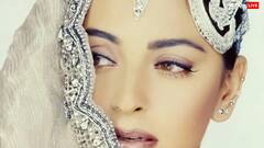 जूही चावला की 10 तस्वीरें, 57 की उम्र में 24 की एक्ट्रेसेस को खूबसूरती में देती हैं मात