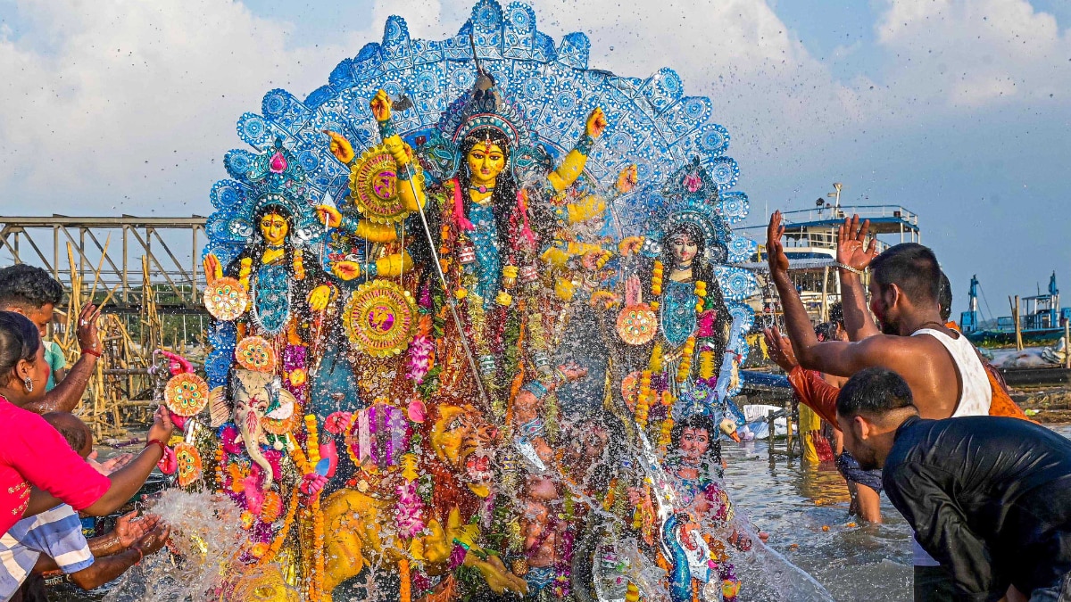 Shardiya Navratri 2025: Know Date, Muhurat, Rituals, And All About Durga Visarjan