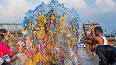 Shardiya Navratri 2025: Know Date, Muhurat, Rituals, And All About Durga Visarjan