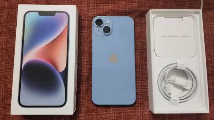 iPhone 14 सोबतंच Apple ने प्रिमियम मॅाडल्सवर सुद्धा ऑफर लावण्यात आल्या आहेत , iPhone 16 आता 70,000 मध्ये विकला जाणार आहे, लाँच त्या वेळी त्याची किंमत 1,19,000 होती.
