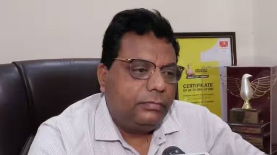 ਪਹਿਲਗਾਮ ਹਮਲੇ ਵਿੱਚ ਮਾਰੇ ਗਏ ਸ਼ੁਭਮ ਦੇ ਪਿਤਾ ਦਾ ਛਲਕਿਆ ਦਰਦ, ਕਿਹਾ- ਦੇਸ਼ ਨੂੰ ਨਹੀਂ ਦੇਖਣਾ ਚਾਹੀਦਾ ਭਾਰਤ ਤੇ ਪਾਕਿਸਤਾਨ ਦਾ ਮੈਚ