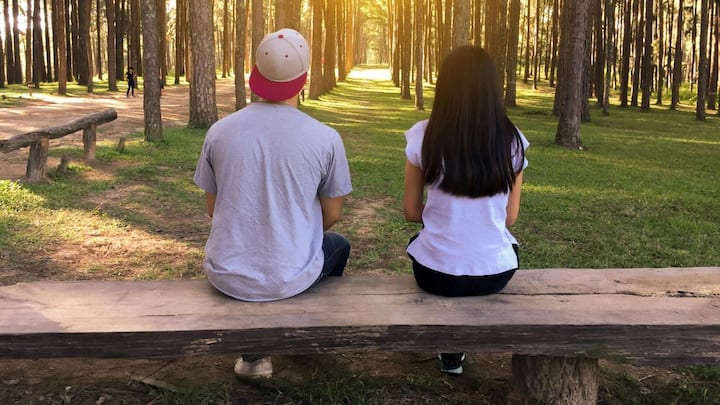 जी हां, अब जमाना बदल गया है. बॉयफ्रेंड बनाने के लिए अब पापड़ बेलने की जरूरत नहीं है 'रेंट-अ-बॉयफ्रेंड' या 'रेंट-अ-गर्लफ्रेंड' जैसी सर्विसेज जापान में तेजी से पॉपुलर हो रही हैं.